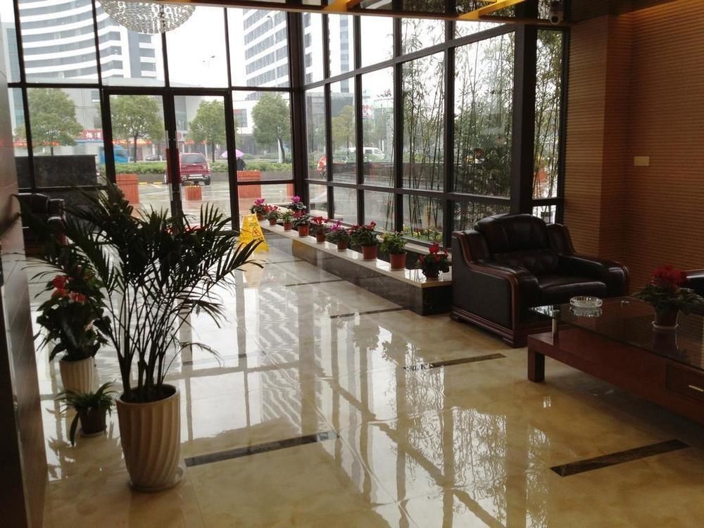 Yiting Si Ji Hotel Nantong Gongnong North Road Extérieur photo