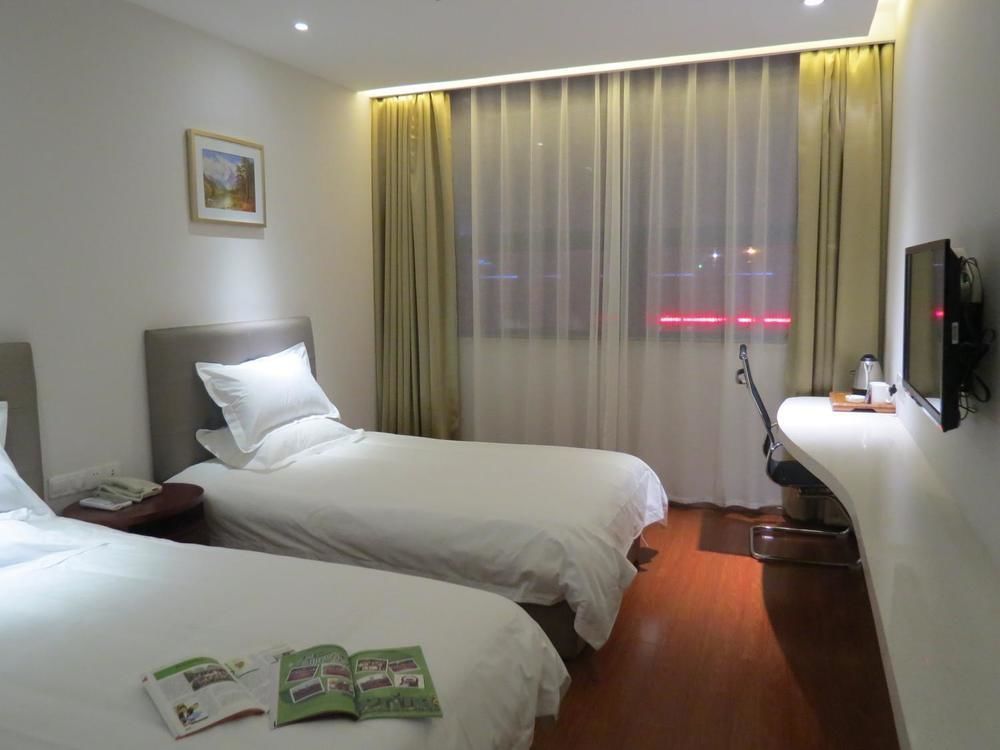 Yiting Si Ji Hotel Nantong Gongnong North Road Extérieur photo